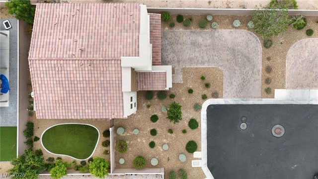 6147 Rock Arch Court, Las Vegas, NV 89141