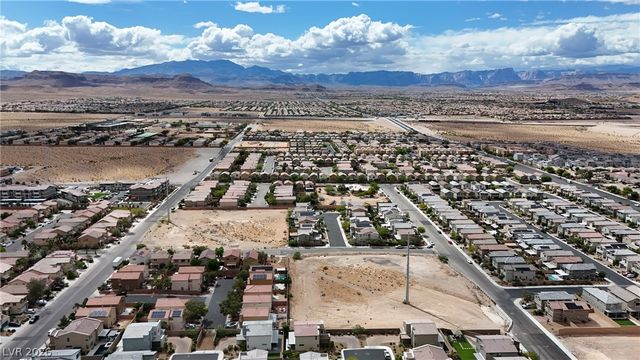 6147 Rock Arch Court, Las Vegas, NV 89141