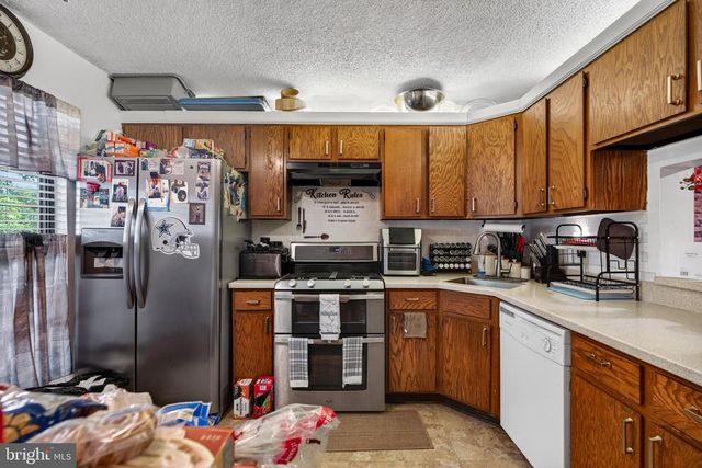 160 PATRIOTS CT, Absecon, NJ 08205