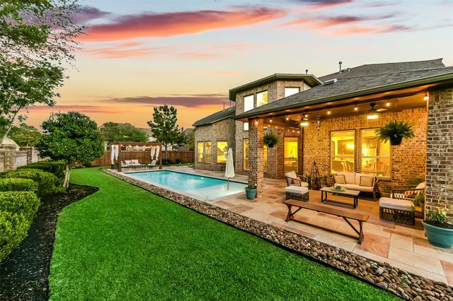 16102 Cottage Timbers Court, Houston, TX 77044