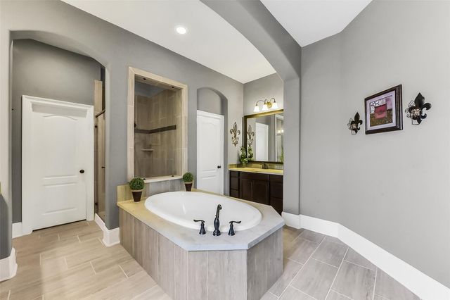 16102 Cottage Timbers Court, Houston, TX 77044