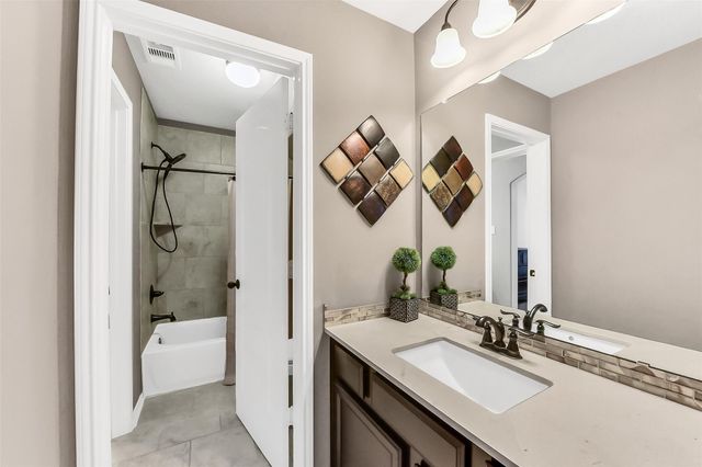 16102 Cottage Timbers Court, Houston, TX 77044