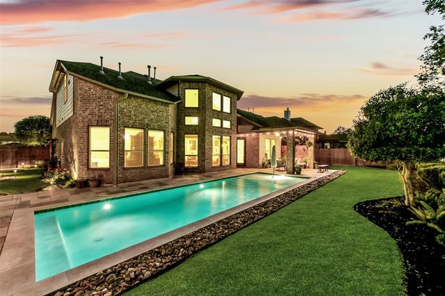 16102 Cottage Timbers Court, Houston, TX 77044