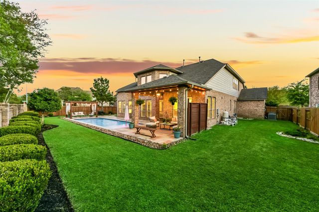 16102 Cottage Timbers Court, Houston, TX 77044