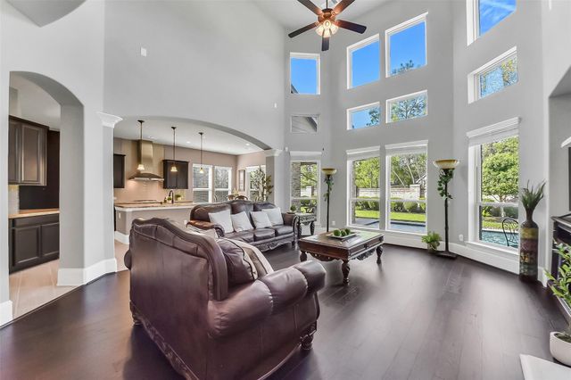 16102 Cottage Timbers Court, Houston, TX 77044