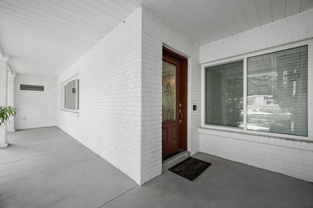 3315 W BEAUMONT STREET, Tampa, FL 33611