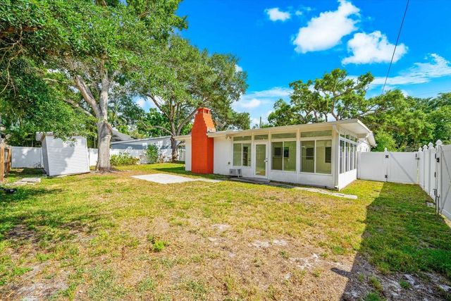 3315 W BEAUMONT STREET, Tampa, FL 33611