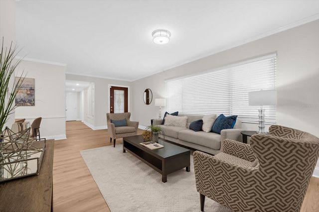 3315 W BEAUMONT STREET, Tampa, FL 33611