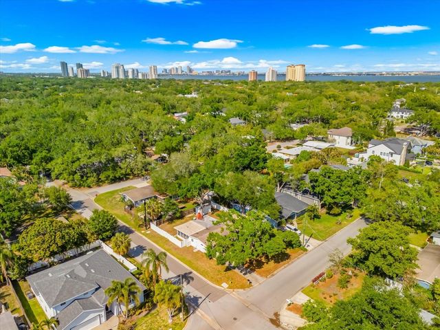 3315 W BEAUMONT STREET, Tampa, FL 33611