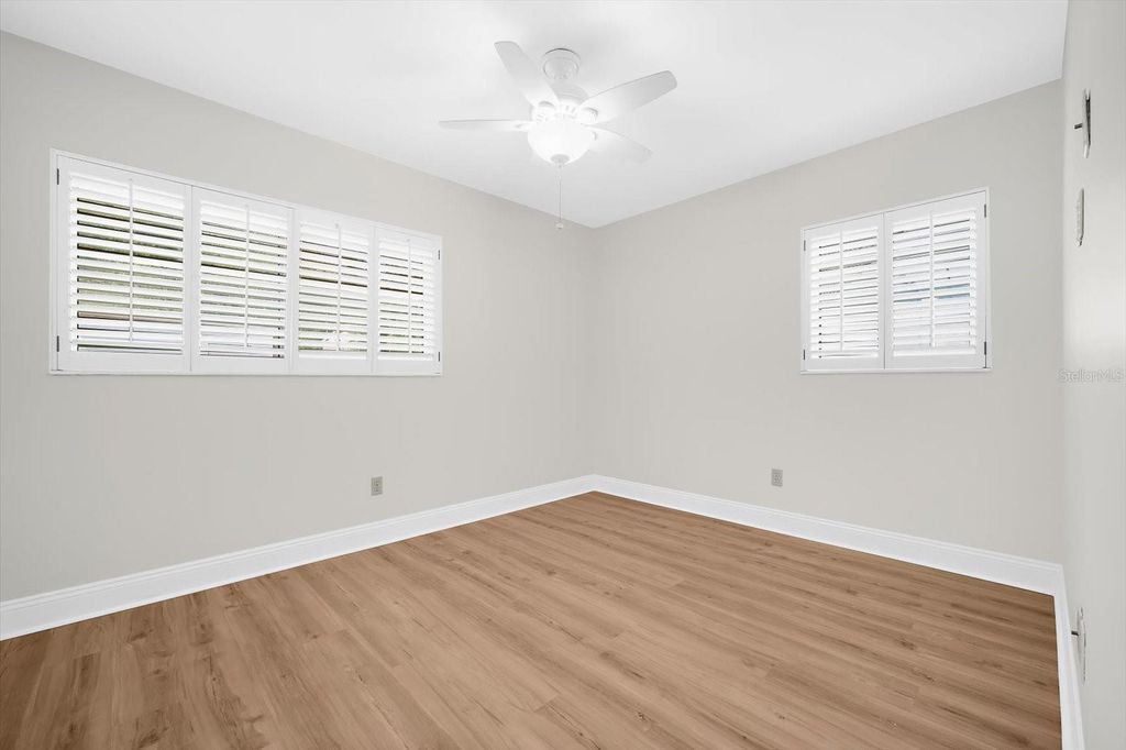 Image 35 of property listing at 3315 W BEAUMONT STREET, Tampa, FL 33611