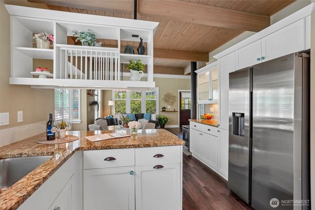 31100 6th Lane SW, Federal Way, WA 98023