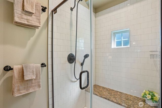 31100 6th Lane SW, Federal Way, WA 98023