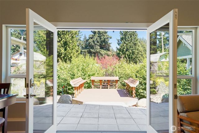 31100 6th Lane SW, Federal Way, WA 98023