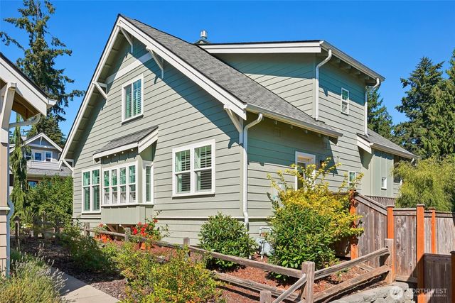 31100 6th Lane SW, Federal Way, WA 98023