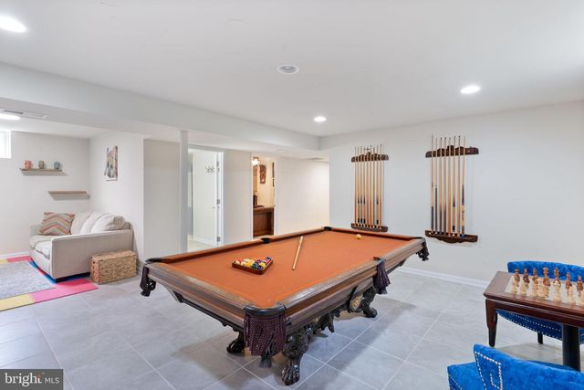 8430 WARREN DR, Pomfret, MD 20675