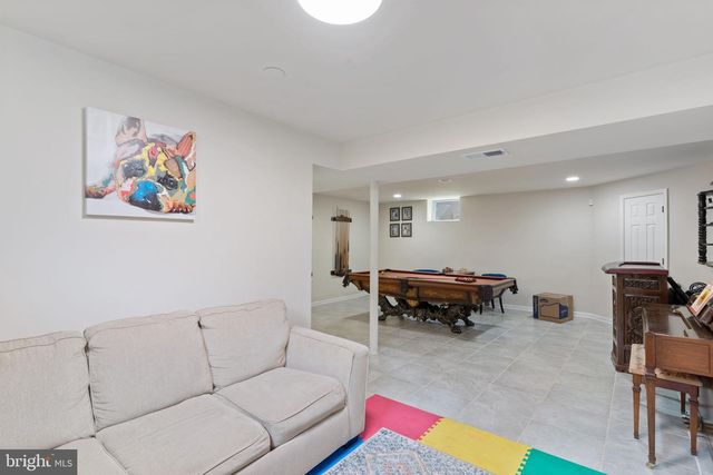 8430 WARREN DR, Pomfret, MD 20675