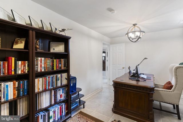 8430 WARREN DR, Pomfret, MD 20675
