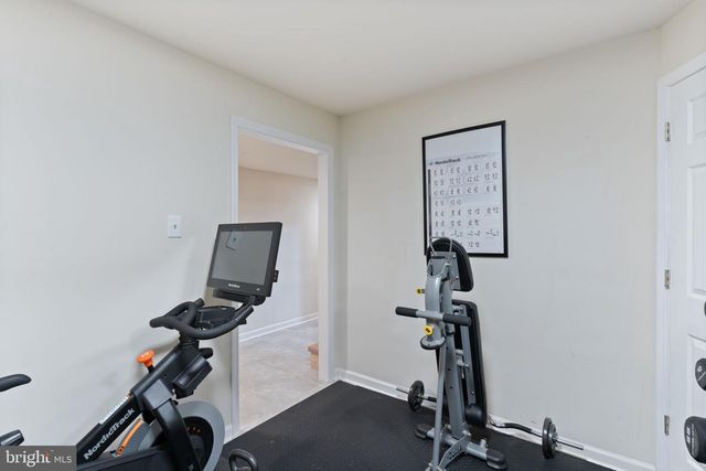 8430 WARREN DR, Pomfret, MD 20675