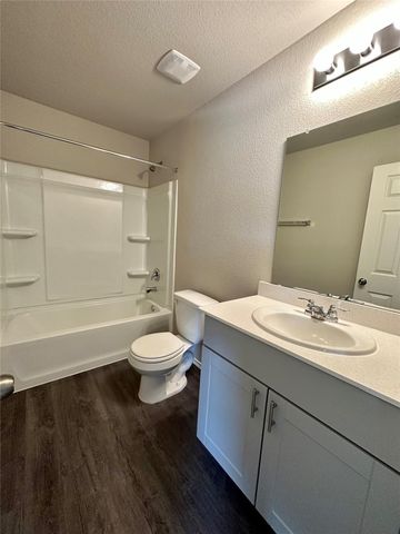 4231 Tulip Oak Drive, Houston, TX 77068
