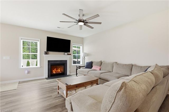 222 Moravian Court, Advance, NC 27006