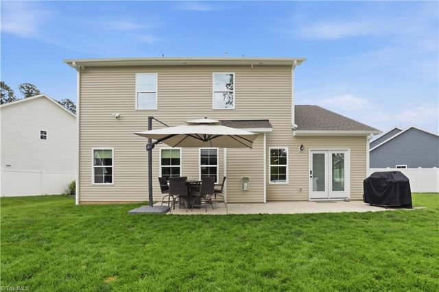 222 Moravian Court, Advance, NC 27006