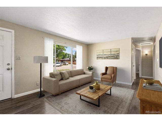 3177 Ursula St, Aurora, CO 80011