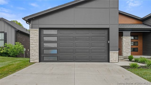 6001 Limestone Creek Drive, Charlestown, IN 47111