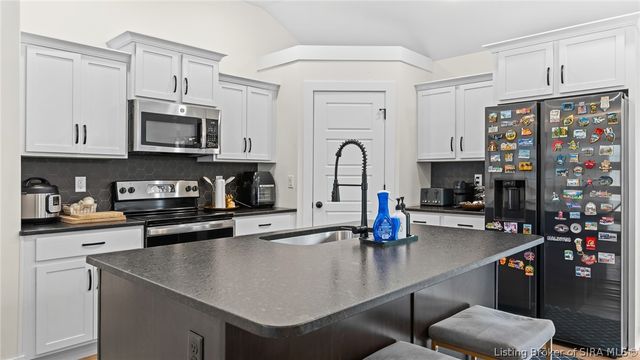 6001 Limestone Creek Drive, Charlestown, IN 47111