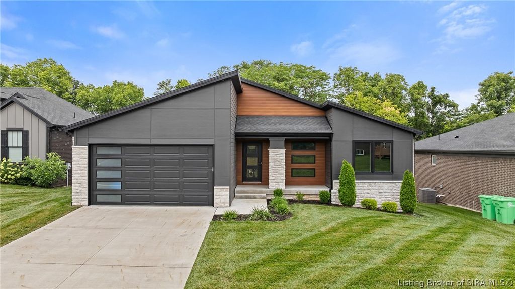 6001 Limestone Creek Drive, Charlestown, IN 47111