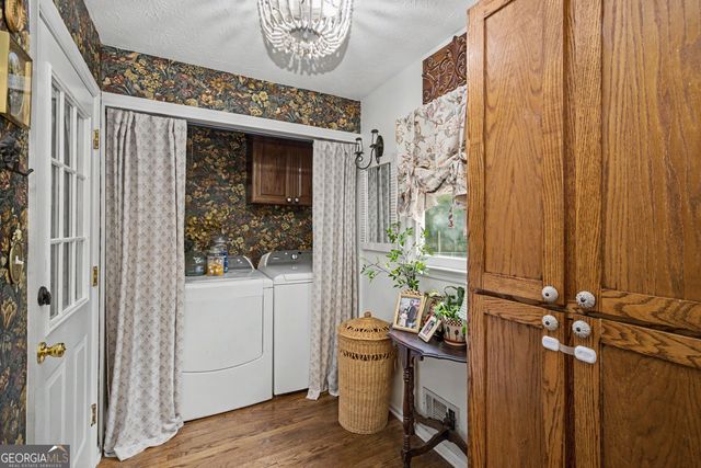 1728 Honeybee Creek Drive, Griffin, GA 30224