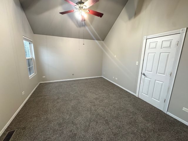 516 Chestnut Lane, Peotone, IL 60468