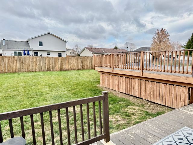 516 Chestnut Lane, Peotone, IL 60468