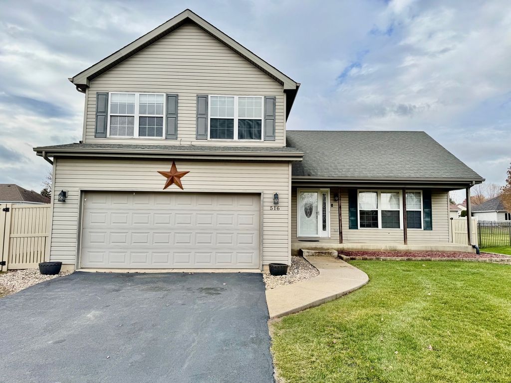 516 Chestnut Lane, Peotone, IL 60468
