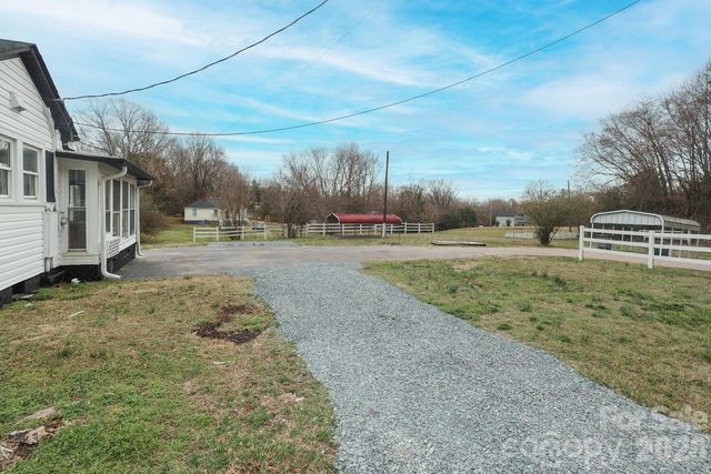 2809 N Main Street, Kannapolis, NC 28081