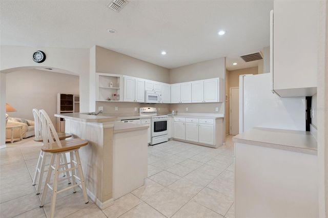 239 DINNER LAKE PLACE, Lake Wales, FL 33859