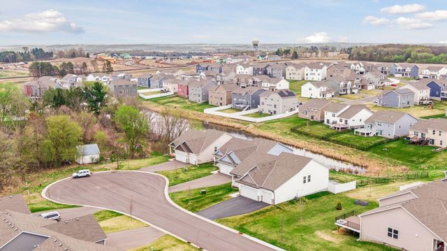 8261 Saddle Trail, Woodbury, MN 55129