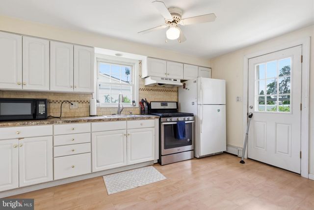 9223 GERMANIA ST, Philadelphia, PA 19114