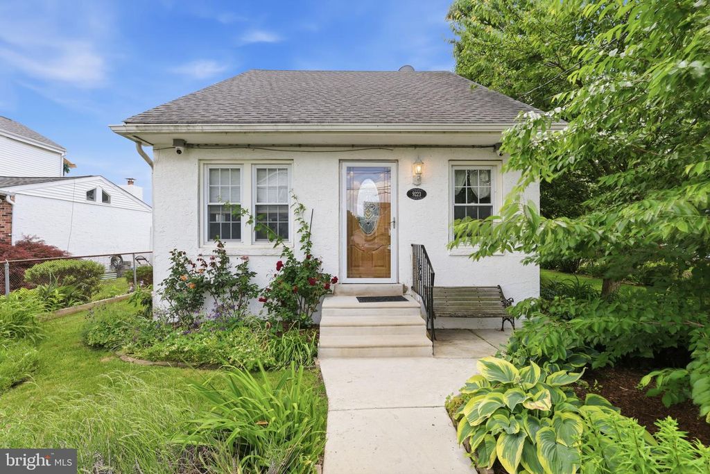 9223 GERMANIA ST, Philadelphia, PA 19114