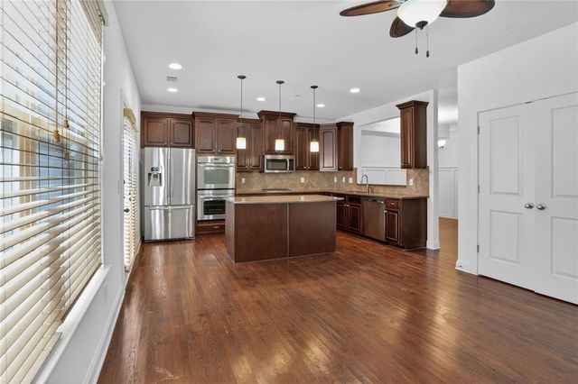 2110 Westhill Dr SE, Smyrna, GA 30082