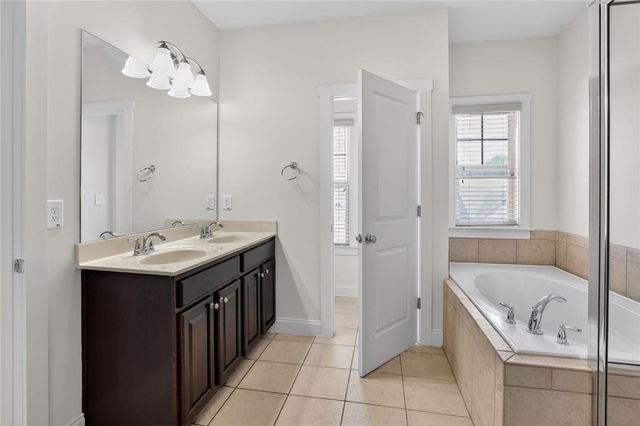 2110 Westhill Dr SE, Smyrna, GA 30082