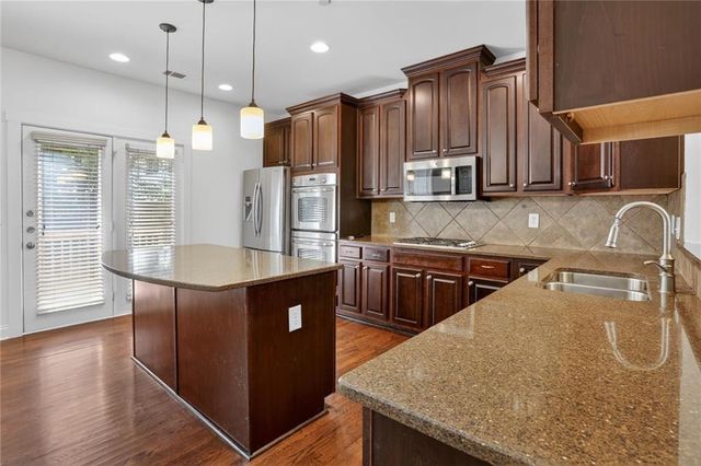 2110 Westhill Dr SE, Smyrna, GA 30082