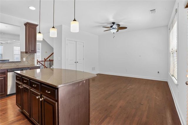 2110 Westhill Dr SE, Smyrna, GA 30082