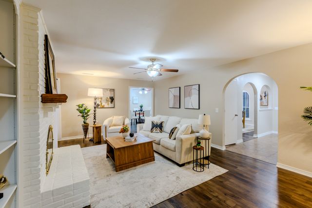 1909 Campbell Court, Richardson, TX 75080