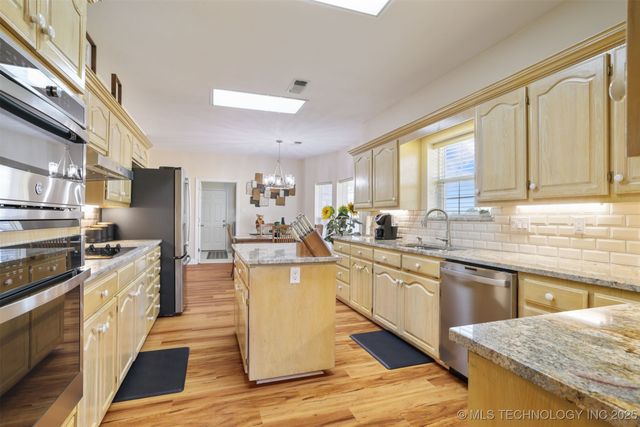 5224 State Road 70E, Durant, OK 74701