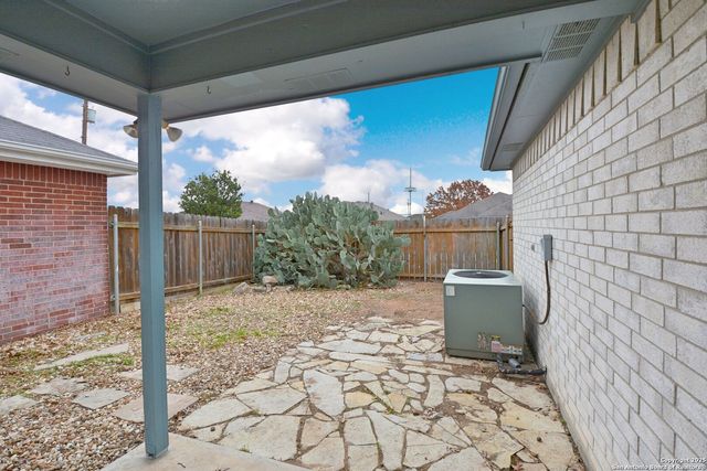 1280 summerwood, New Braunfels, TX 78130