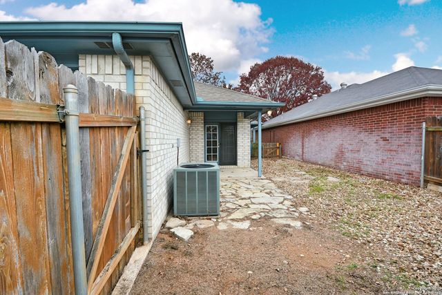1280 summerwood, New Braunfels, TX 78130