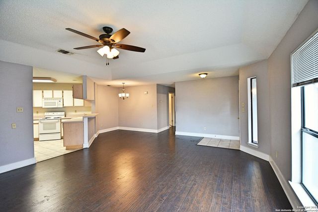 1280 summerwood, New Braunfels, TX 78130