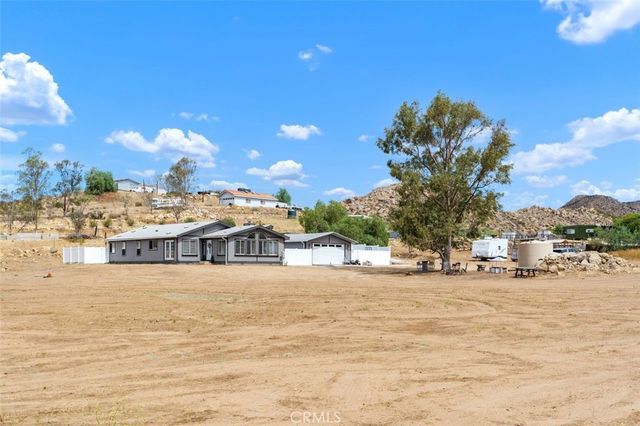 41981 Avenida Abril, Hemet, CA 92544