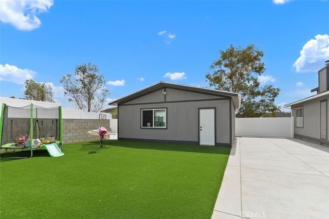 41981 Avenida Abril, Hemet, CA 92544