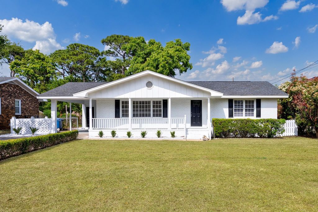 508 61st Ave. N, Myrtle Beach, SC 29577